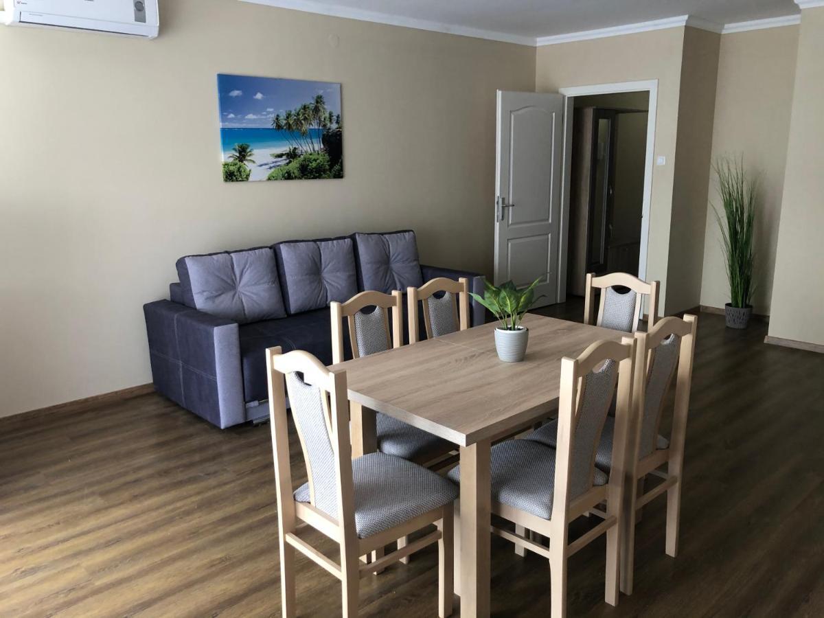 Alina Apartmanok Hajdúszoboszló المظهر الخارجي الصورة