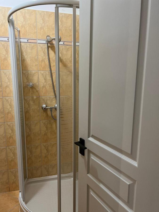 Alina Apartmanok Hajdúszoboszló المظهر الخارجي الصورة